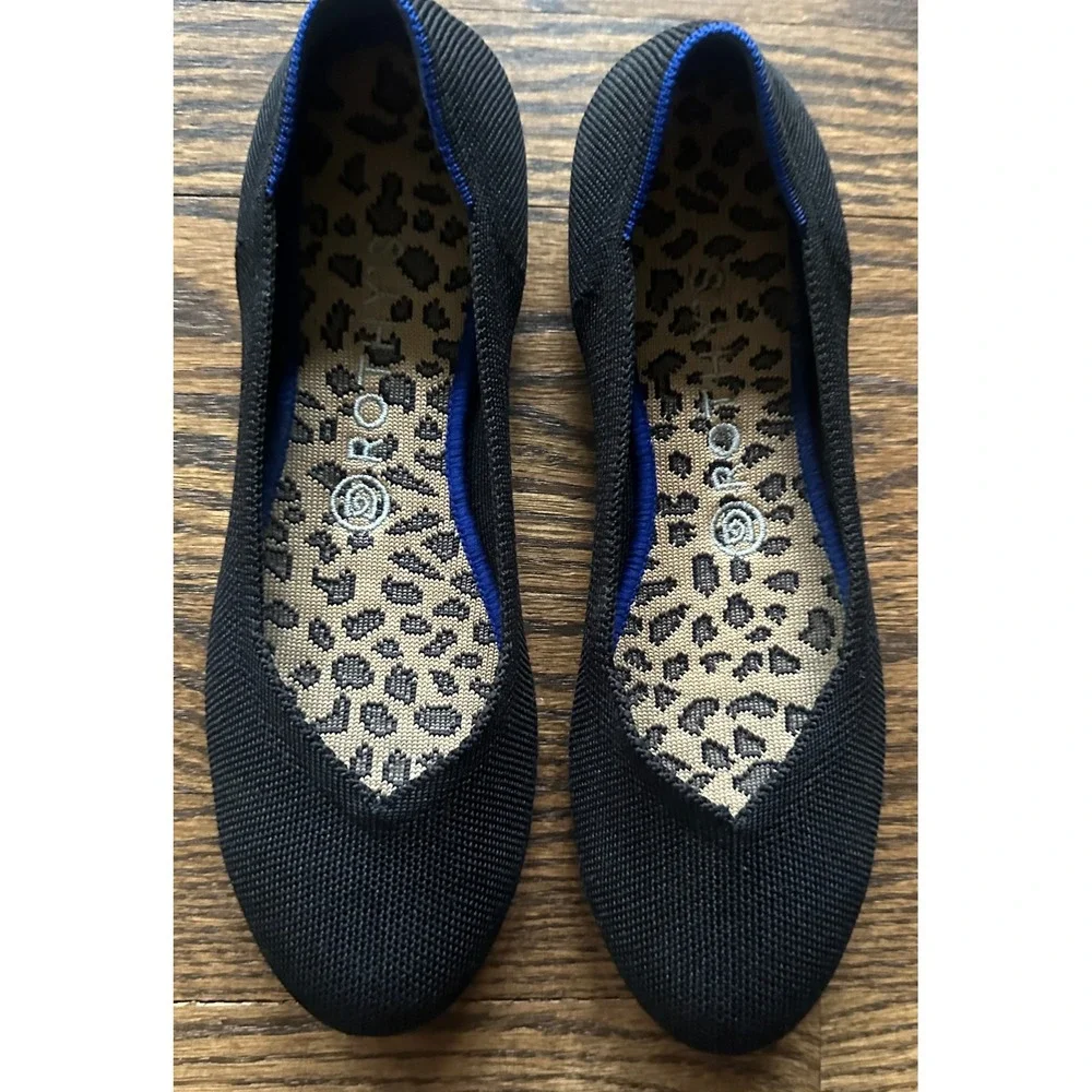 Rothy's The Daily Flat Black Blue Halo Leopard Insole Round Toe V-Cut Flats 9